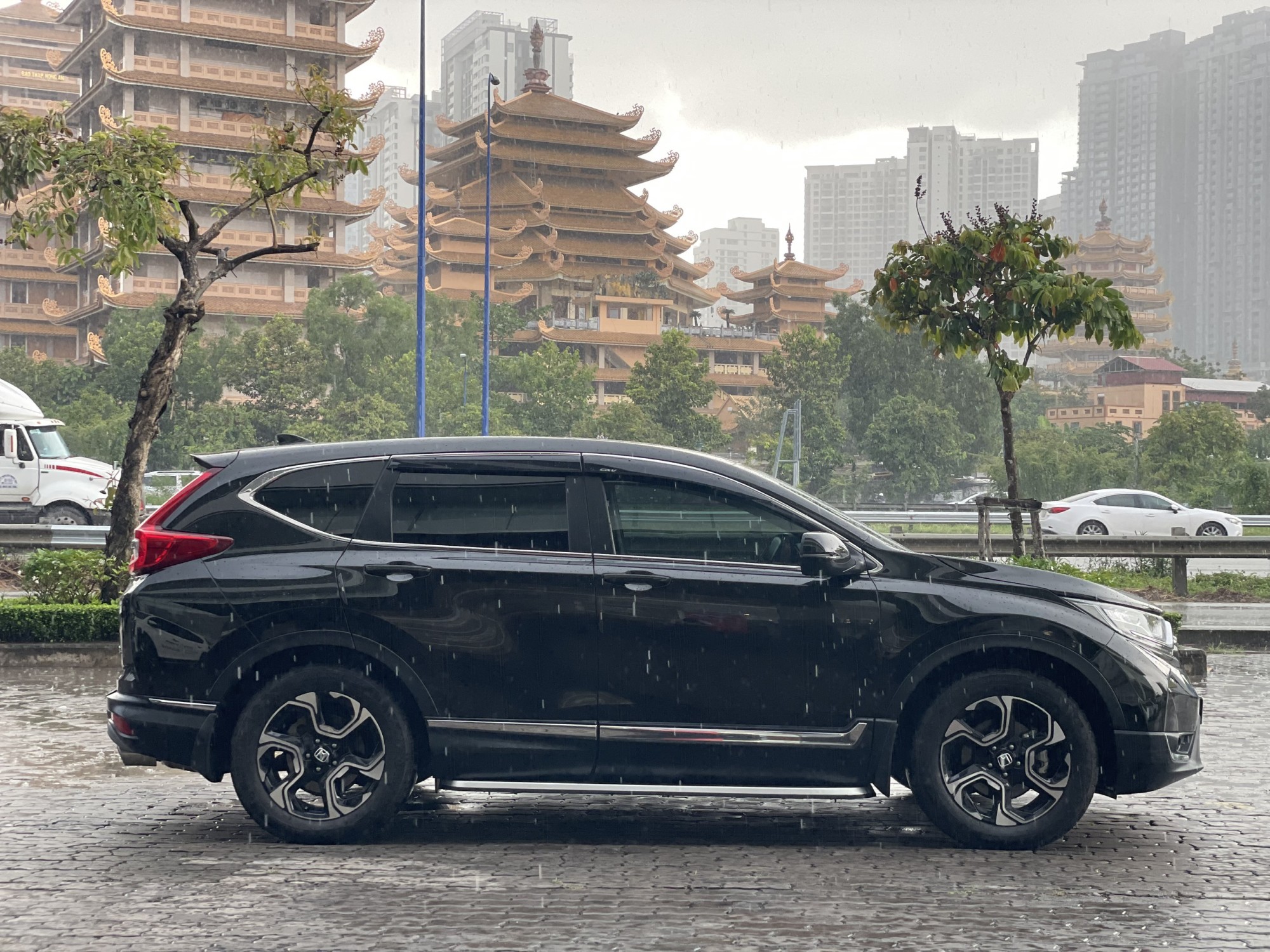 ĐÃ BÁN - HONDA CRV G 2018 nhập Thái - Màu xanh rêu - Odo 79.300km